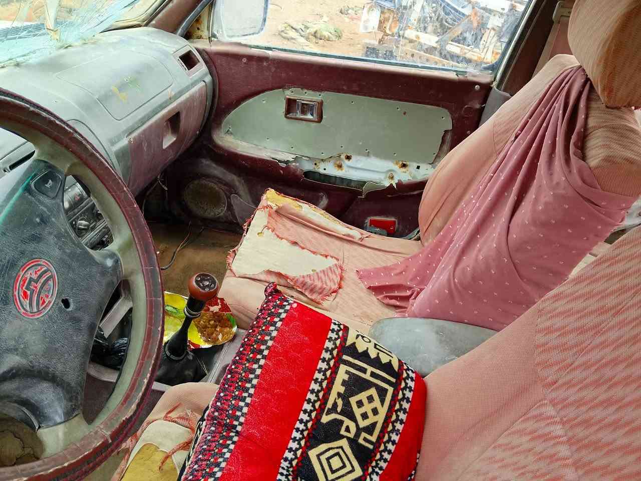 دير للبيع  2008 منفيس. كير ومحرك مكفولات سدر نضيف بدي نضيف السعر مليون وبيه مجال. مكان الناصرية قضاء الاصلاح  ***********.... ***********... مراوس عادي   بدراجه  سياره  صالون
