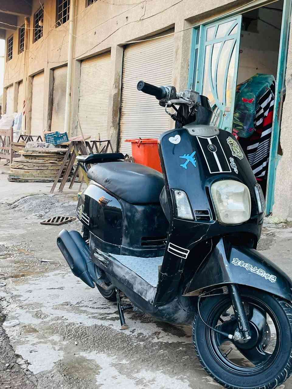 دراجه بوليس نضيفه كهرباءيات كله شغاله سلف هندر دراجه شلعه ومعدل خير من الله بيه نقص قبع بانزين ودوسه بس 
للتواصل ***********
