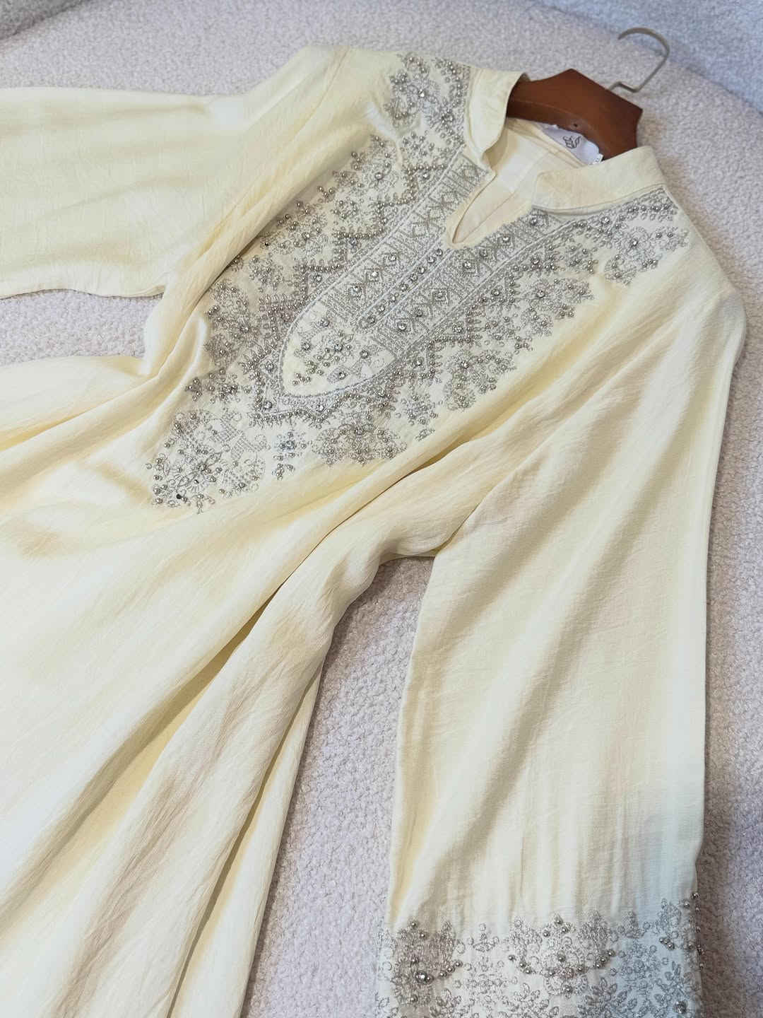الــسعر35الـف✨💛
القياسات(L,xl,2x,3x)

للحجز و الاستفسار التواصل على الأرقام واتس اب 

***********
***********
***********
***********

توصيل بغداد  5000
توصيل محافظات  5000
