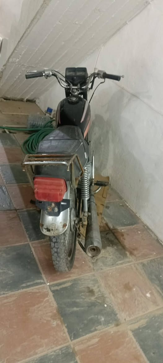 شوين كويه

بؤفرؤشتن نامي بةشةرت هةموو
گيرو مه كينه ي به شه رت  شتئ چركةي تيانيه تاية بؤتاية بةشةرت سعري200 هه زارو مه عامه له خوار هه مو بازار 
موشته ري تيل بكه 
*********** كويسينجاك, أربيل
