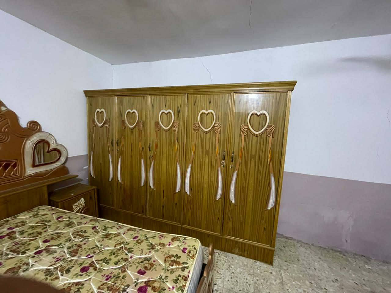 السلام عليكم البيع 
غرفه خشاب ب٥٠٠ وبيها مجال 
كاونتر ب٢٢٥ وبي مجال 
وتخم قنفات ب٢٥٠  وبيهم مجال 
وبوفيه جديده تسگام ٢٥٠ قفل 
للاستفسار مراسله الصفحه


**إذا كنت صاحب هذا الإعلان وتريد حذفه لأي سبب، رجاءا أرسل رسالة إلى الدعم الفني**