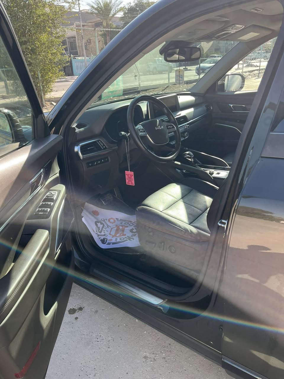 السلام عليكم 
كيا تيلورايد 
مديل 22
Vip
فول الفول 
لون قهوائي 
حادث فقط  جاملغ ايسر 
السعر مناسب 
265 وبيهه مجال 
مكاني كاظميه 
***********
