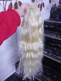 شعر طبيعي • ١٠٠٪ • ٨٠سم