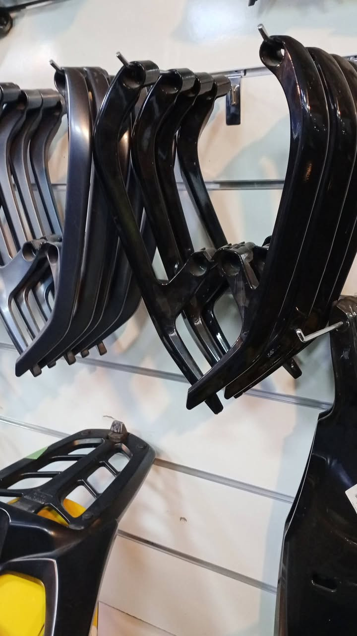 سلام عليكم عرض خاص سبايدرمن 2011لحد مديل 2017 سعر 40الف جمله مفرد مكاني بغداد ***********
