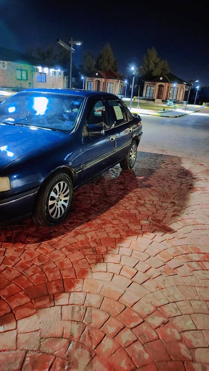 سياره شرط نظيفه محرك وقير شر ط بخ جماليه فقط السعر 45 بمجال بسيط شرط تحويل***********
