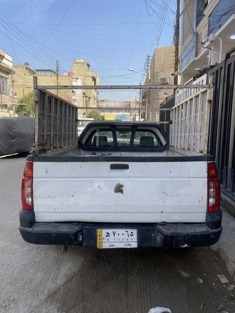 سلام عليكم من رخصت الادمن المحترم 
اريدو مديل ١٦ للبيع كير مكينه صدر تبريد 
كهربايات كلها شغله سنويه ٢٩ 
تخم تاير جاهزه من كلشي 
مكان سياره بغداد شعب السعر ٤٥ وبي مجال بصيط 
***********
