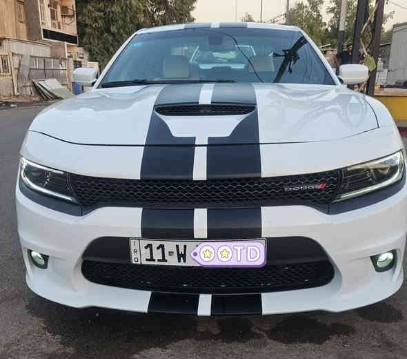 السلام عليكم ورحمة الله وبركاتة
دوج جارجر  وارد امريكي 
الفئه        RT
موديل    2022
محرك    5700  
بدون فتحه 
جلد عمل سويته بدبي 
شاشه جبيره
ماشيه   27000   مايل
السياره جاهزه مابيه مصرف 
جاملغ وبنيد والباب بدلتهن نفس اللون صبغ نص الجاملغ الخلفي  
مرقم بغداد الدولي الجديد بااسمي 

شاصي لغد مكفولات 

مكاني بغداد الكرخ 
الاستفسار   ***********
