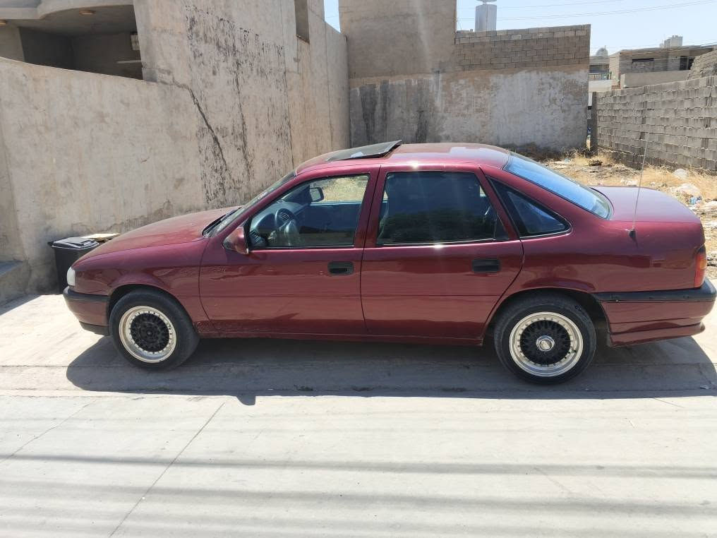اوبل فکترا 1992 حجم 18  ڕقم سلیمانیە بدوون حادث  سیاره مكفول  سقف سلایت  ABS محرك 18گیر عادی  ویل bbs   صدر امامی خلفی جدید  سیاره جاهز بدون خیاس جدید جدید سیاره 

مكانی كركوك 
*********** كركوك, العراق
