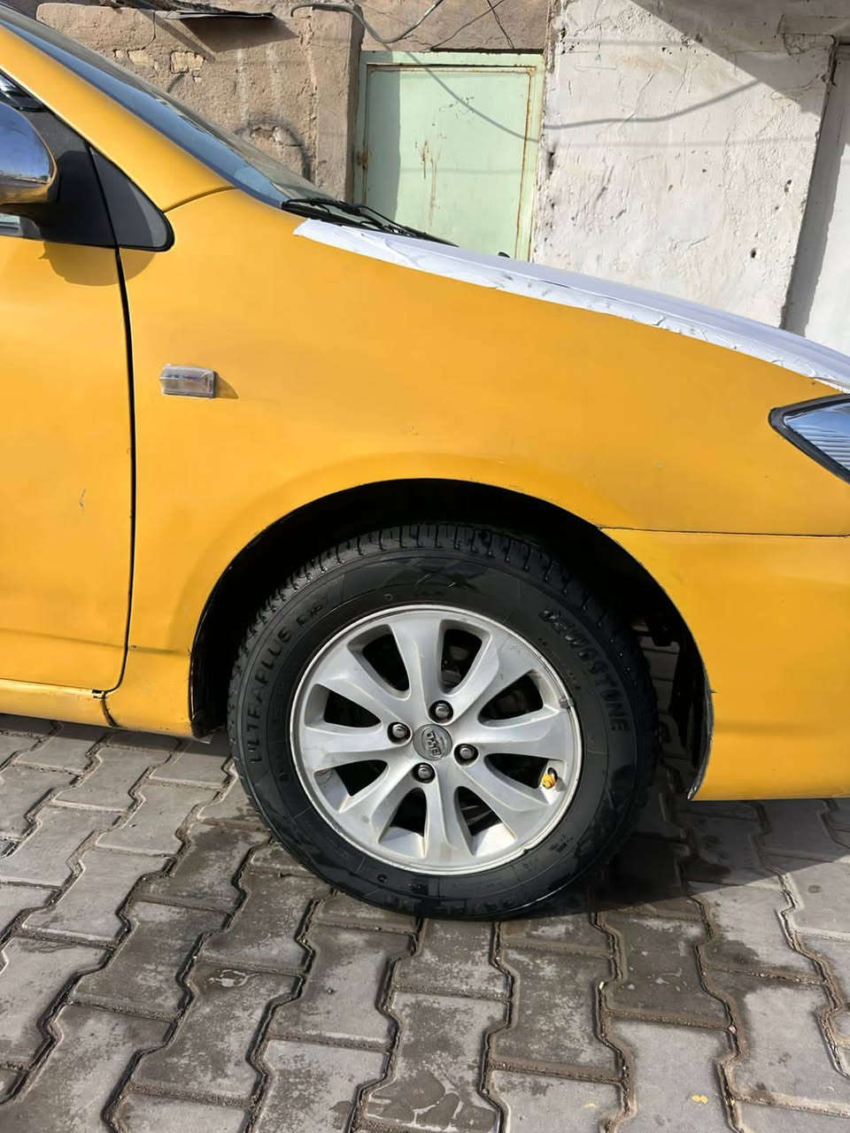 السلام عليكم
بي واي دي اف ثري 
 2011 BYD F3
للبيع كفاله كير مكينه تبريد سيارة خير من الله سياره باسمي تحويل ثاني يوم سياره بيها مكانات صبغ قليله السعر 45 وبيها مجال بسيط حكً الجيه 
المكان بغداد / الحسينيه/ الراشديه 
رقم الهاتف ***********
