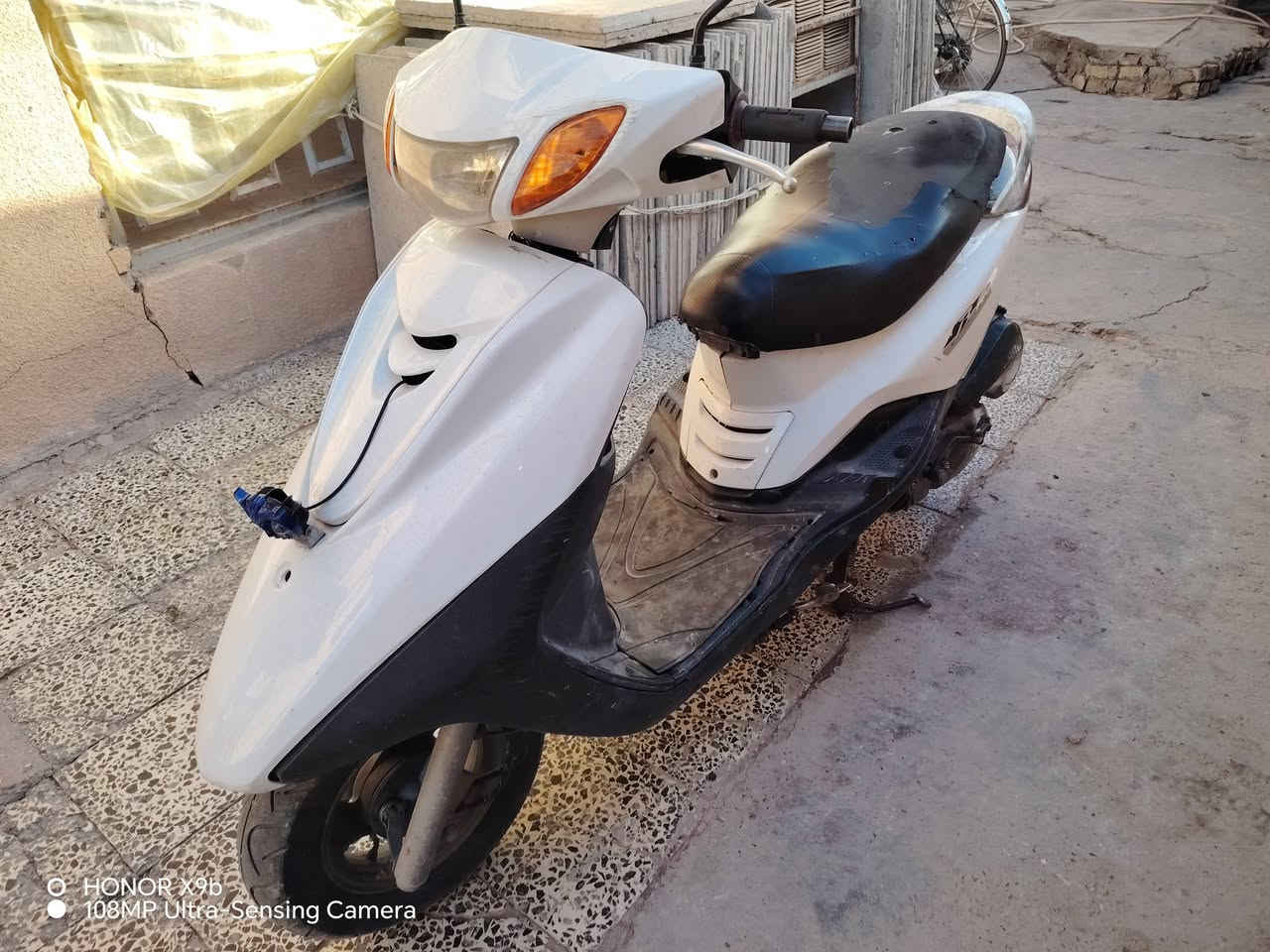 السلام عليكم بريز كابريتر الداجه كهربائيات شغاله سلف هندر اشاير لايت عالي ناصي مكينه مافتوحه فقط مبدل ولفات مكينه خير من الله بس بيها صوت بل الاكسل تيرات جدد بنزات جدد تجي وتشوف الداجه مكانها بغداد بوب الشام السعر 450وبيها مجال رقم***********
