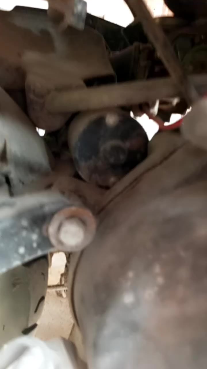 سلام عليكم ماكس صيني عليها مكينة مال عدلة . الدراجه شلعة ومعدل بيها صالنصة اف ام ونقصهة باتري واشغلها الك إكفلك المكينة كفالة عامة من الفتح والتبخير والتنقيص . العنوان نجف الاشرف حي عدن. سعر 400 للاستفسار واتساب فقط ***********
