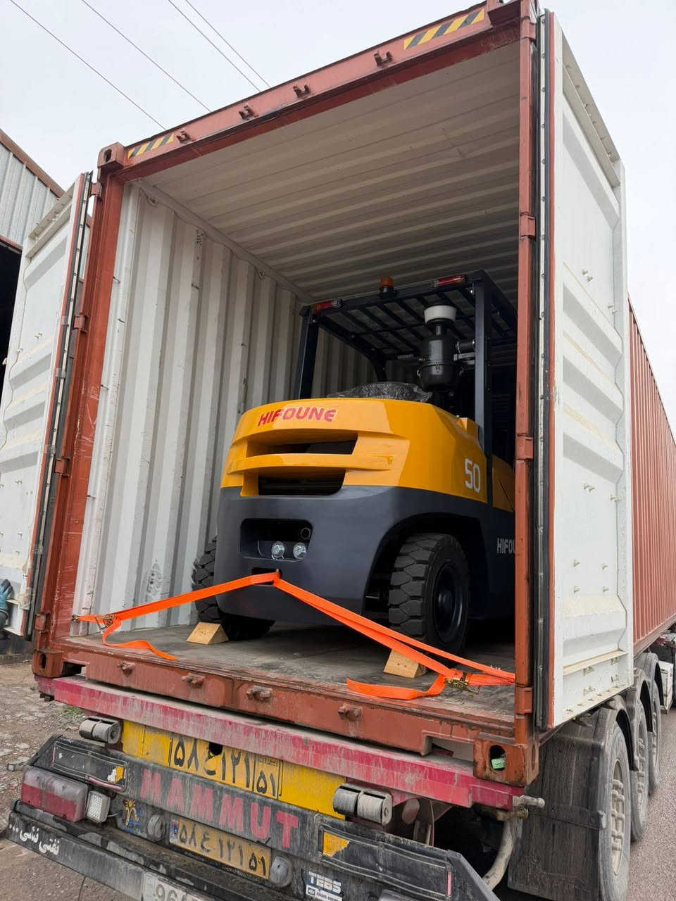 للبيع رافعات شوكيه هايفون زيرو موديل 2025منفيس كاتي 
3طن 3حركات مكينه أزوزه ياباني وبي مكينه ميتسوبيشي 
متوفر 5طن مكينه ميتسوبيشي 
متوفر توصيل جميع المحافضات 
للإستفسار 
اتصل 
***********
***********
