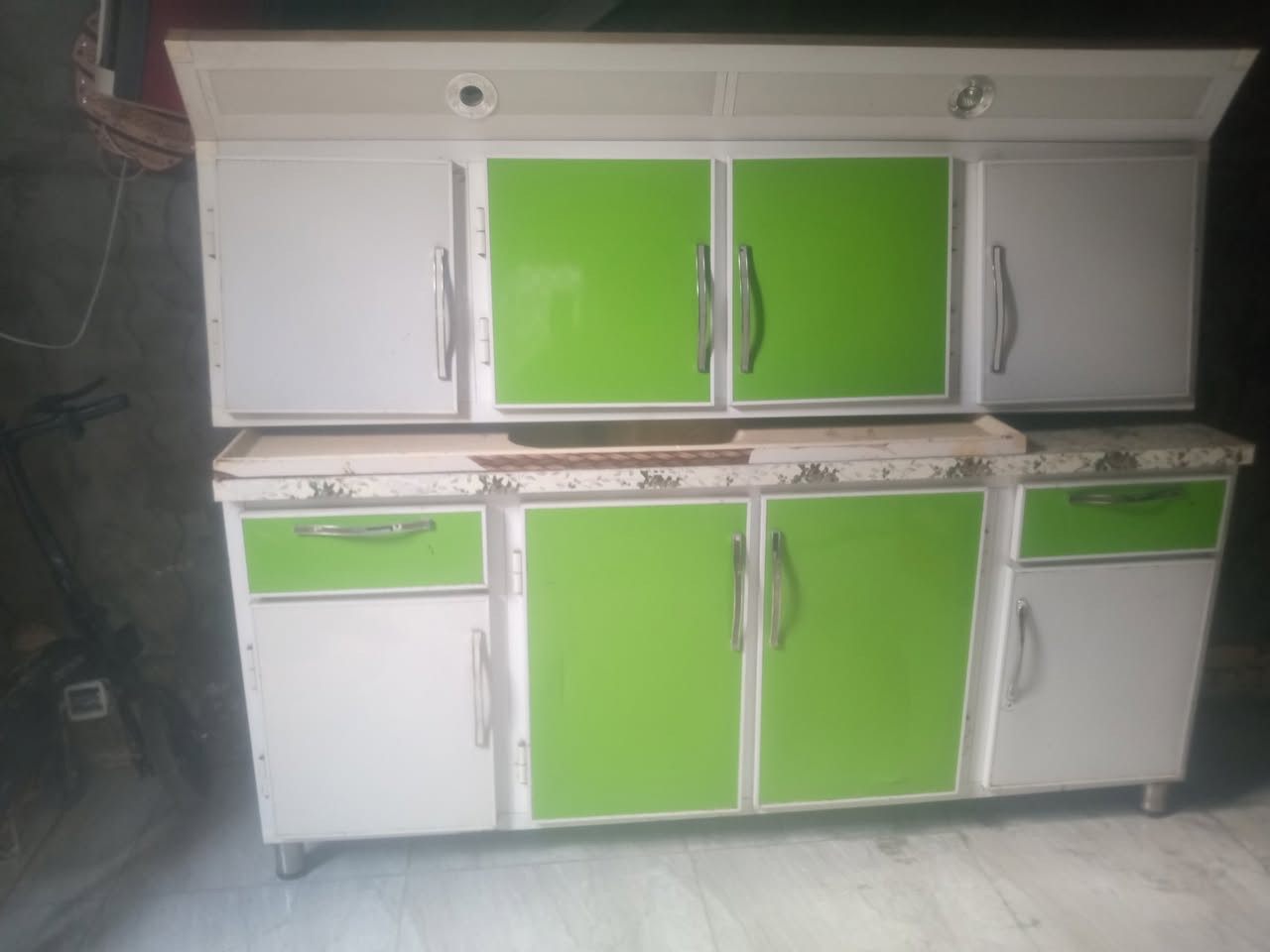 صوب شغل فول غاز كهرباء سعر 50. كونتر تسكام مترين مثل ما واضح  سعر 180. مجمد حجم  14قدم سعر 100بابل يوجد توصيل ***********
