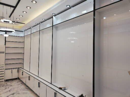 معلم ديكورات محلات-شغل نظيف📍بغداد وكل محافظات 📞للاستفسار (***********)

