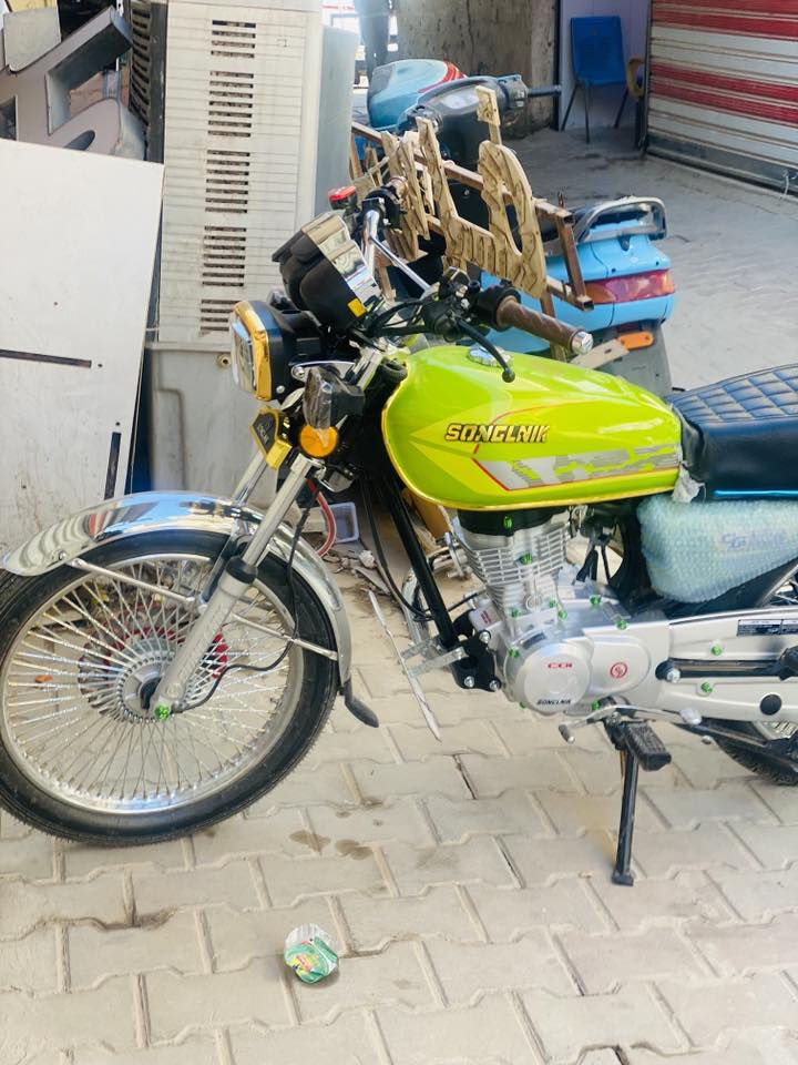 صارلهة اسبوع من طالعة من الوكيل بعدهة بلجيس
2026 كاملة مواصفات  اوراق سكنر 
للبيع السعر 825
***********
