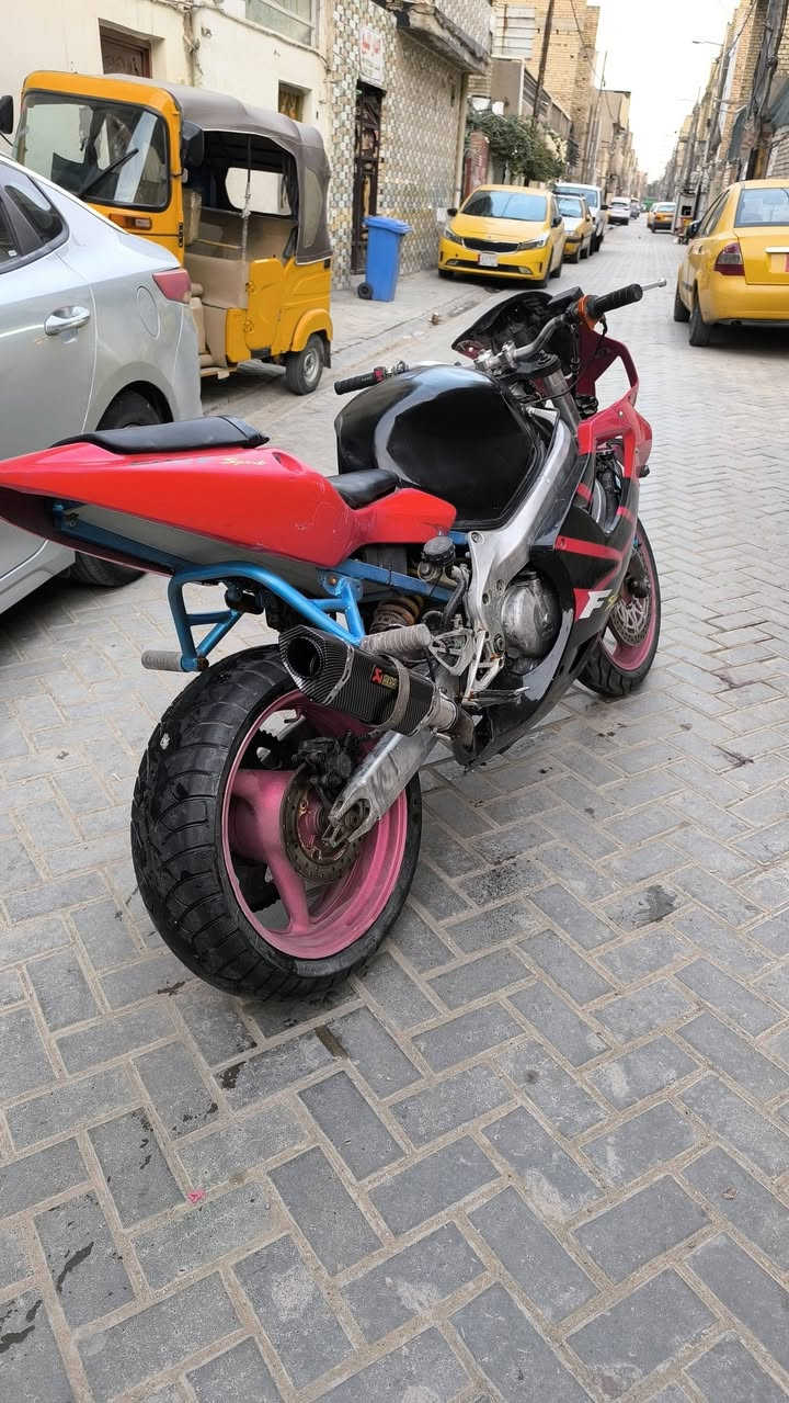 افوراي ٢٠٠٤ سكيورتي نوزل إدامة جديدة كلة امزويل
محرك ما مفتوح مكفول مكفول مكفول وشرط غضب محركها 

وسعرها جوا السوك اخو البلاش ب ١٣ ورقة بسعر سي بي سعرها قفل قفل قفل موجود ورا الفطور اليوم بدون حجز اي واحد يجيني ابيع اني جناي مو بياع شراي سبب البيع ما اطلع بيها قليل كلش 

واهل المصلحة يعرفون سعري بلاش مقارنة بمحركها المكفول 
++ لايتها موجود وذيلها موجود بل خير ان شاء الله عل تصير من نصيبة 

*********** فقط واتس أو اتصال موجود
