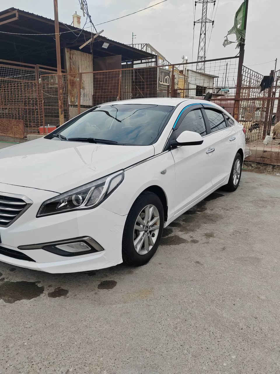 السلام عليكم سوناتا كارتون السياره جديده دخول جديد ادوات تبريد حداديه تخم تاير مكينه كير ويلات كله جديد رقم وسنويه شمالي حساسات خلفيه كامره شاشه نقص ما بيها مكينه دوووش 2000 غاز غاز غاز انسا صرفيه كلش موديل 2017 كارتون دخول جديد فوووول مواصفات عده الفتحه ادوات كصه جنطه سياره جديده العنوان البصره استفسار *********** امراوس ماكو مشكلة
