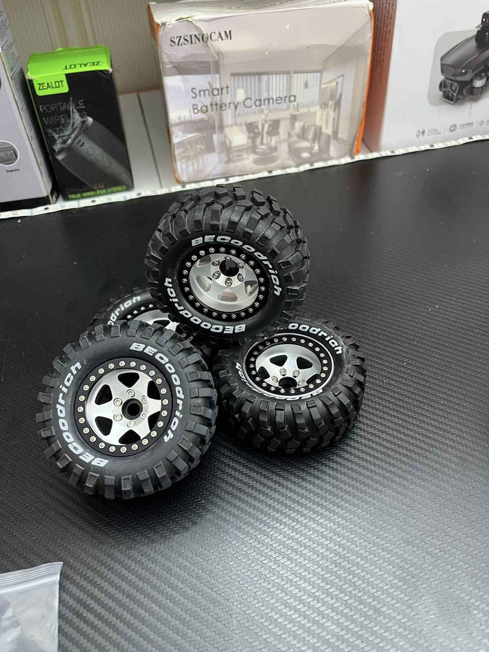 السلام عليكم اربع تايرات للبيع اكتب تم يوصلك السعر
توصيل جميع المحافظات موجود


**إذا كنت صاحب هذا الإعلان وتريد حذفه لأي سبب، رجاءا أرسل رسالة إلى الدعم الفني**