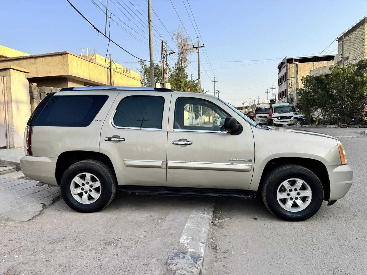 السلام عليكم للبيع او مراوس حسب القناعه جمسي دينالي فول مواصفات موديل 2008 خليجي وكاله الكويت ماشيه 179 الف جاهزه ع اخر حبه من كلشي وترايه مال زيرو السياره ادوات بدون كص 
سعره 85 مكاني بصره الجبيله 
***********
واتساب او اتصال ماسنجر ماكو
