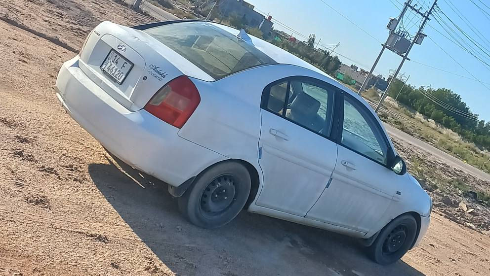 سلام عليكم اكسنت خليجي موديل 2011 رقم دولي سنويه وهزه جديده محرك 1600 دوش كير محرك كفاله تخم تاير حداديه جديده سياره جاهزه سعر 68  مكاني البصرة 

*********** البصرة, العراق
