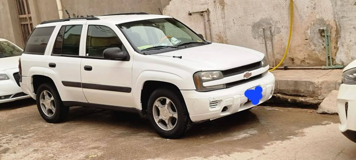 2005مزاد ديالى مكينه كاز مسكر سياره جديده بس مو بمعنى الكلمه مثل ميكولون بيها باب الصدر  ومكينه وكير جديد  تفاصيل اكثر***********
