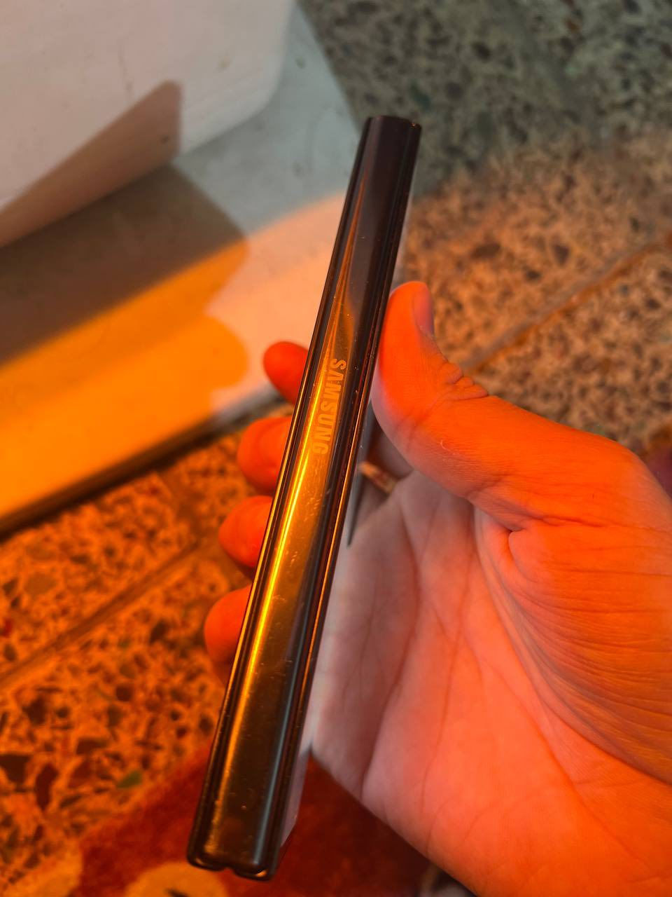 Galaxy Z Fold5
ذاكرة 256  العشوائية 12
دبل سيمكارت بصمة  الاصبع شغالة بصمة الوجه شغاله بس الشاشه الثانيه متشتغل وكع من ايدي ومشتغلت وشرق اوسط  السعر 250بي مجال بسيط 
المكان بغداد  
للتواصل خاص او 
***********

