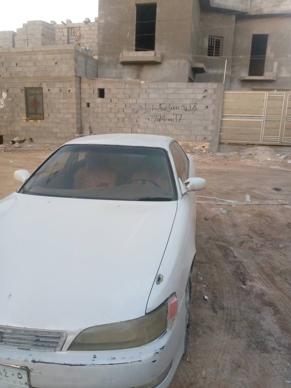 السلام عليكم سياره مارك موديل 93 و معلاية 2000 سياره كهربائيات شغالة السيارة مكفولة من الكص ونقل جثة راعيها بالبصرة راعيها يريد تحويل الشراي يراسلني وبي خير ويدلل رقم الهاتف:*********** ملاحظة فقط بيها ضربة بالجاملغ الخلفي
