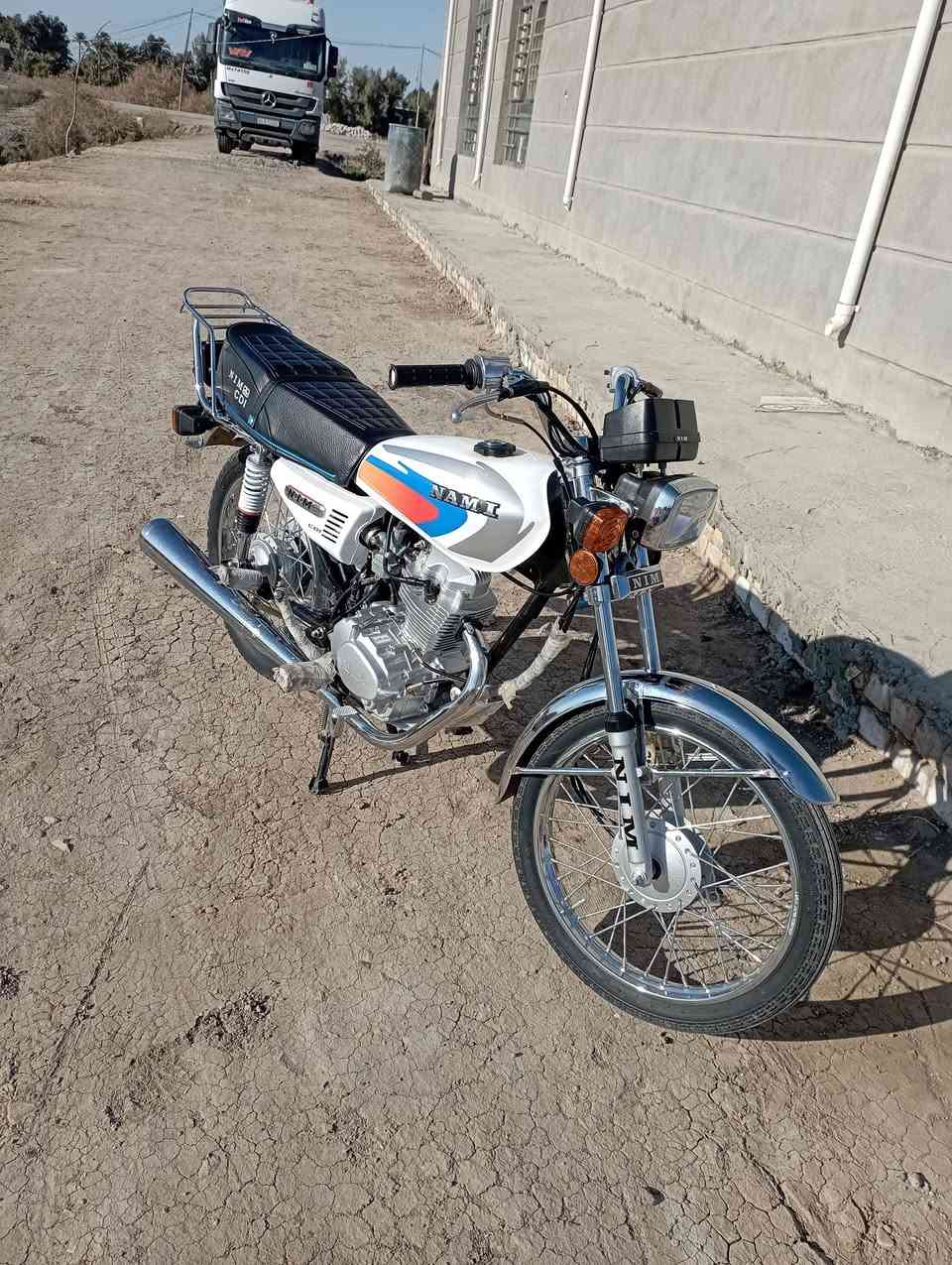 @إشارة 
سلام عليكم دراجه للبيع نامه امتياز موديل 2025
سعره 750 و بيه مجال  مكانه بلبل محاويل قرب سيطرت لاثار الفنديه ***********
