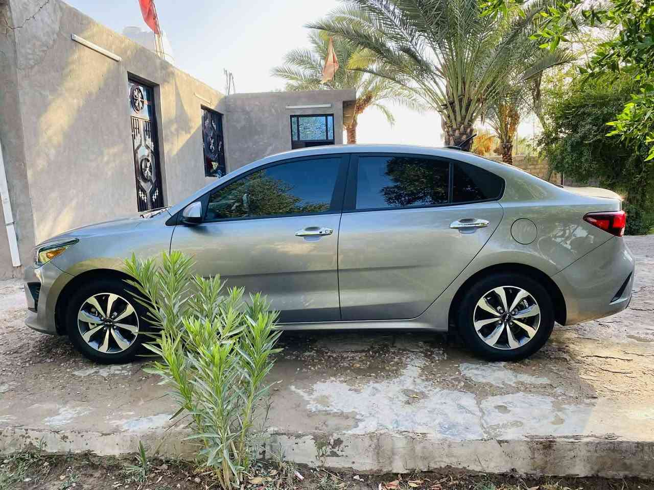 للبيع كيا ريو 2023سيارة جديدة خير من الله وارد أمريكي بنيد وجماملغ وشوية بخشم الشاصي بدون رقم بيع بدون رقم السعر 115وبية مجال بسيط ***********
