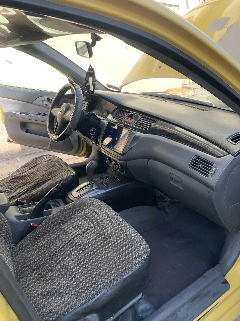 من رخصة الادمن لانسر بومه 2009 اوتماتيك رقم دولي بغداد سنويه نافذه ل 29 مصفره هيئه اوغرامات تحويل ثاني يوم  مكينه 1500 مكان السياره بغداد السعر 68من  والسونار موجود تخم تاير باتري جديد تدفئه تبريد لاتصال ***********
