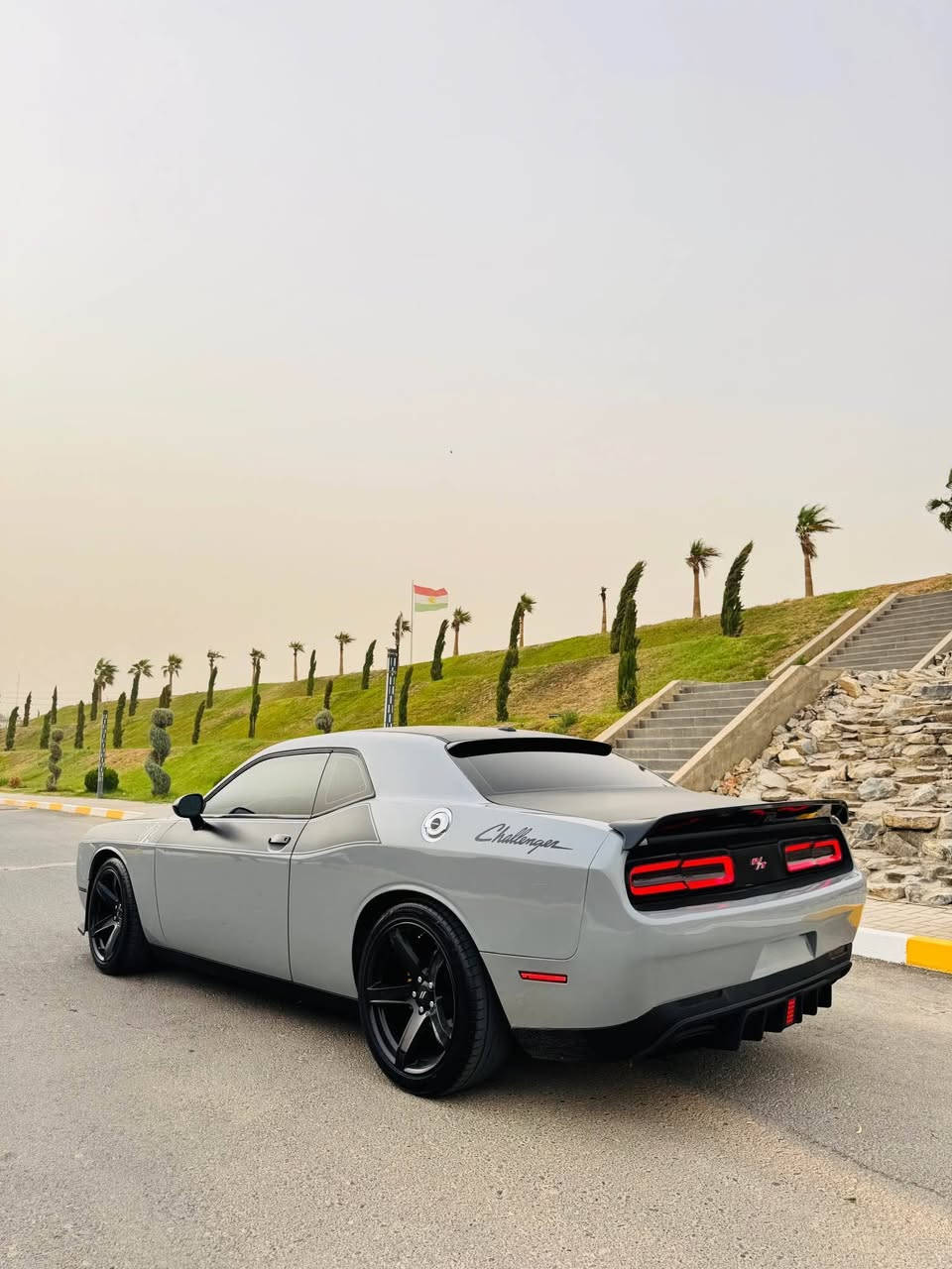 Doge challenger 2019 - smok 
دۆج چالنجر مۆدێل ٢٠١٩ 
( ڕەقەم اربیل )
تەبدیل لون -  ڕەنگ - (چیمەنتۆیی )
(حیزام سبوغ  - بێ ژوورێ )
ئێرباگ - ( بەس شان ) 
بصمە + درکە بصمە + شاشە وسط+کامیرا + ڤۆلیۆم + کوشن کارەبا + تحدید سرعە + 
/ زیاد کراوەکان / 
دەعامی -( helcat ) ✅
بۆنیت - ( red eye )✅
ویل - ( helcat )✅
( باڵ )✅
( دفیوزر ) ✅
( سکۆب ) ✅
(لەزگەی - TA)✅
ڕەقەم و سەنەوی نوێیە  ، 
بە ناو کردن و تحویل و غرامە بە شەرت ،
ڕەقەم شانصی ( 2C3CDZAG6KH561775 ) .

نرخی ( 138$ ) معامەلە .
بۆ زانیاری زیاتر پەیوەندی بکە بەم ژمارەیە :
*********** أربيل, العراق
