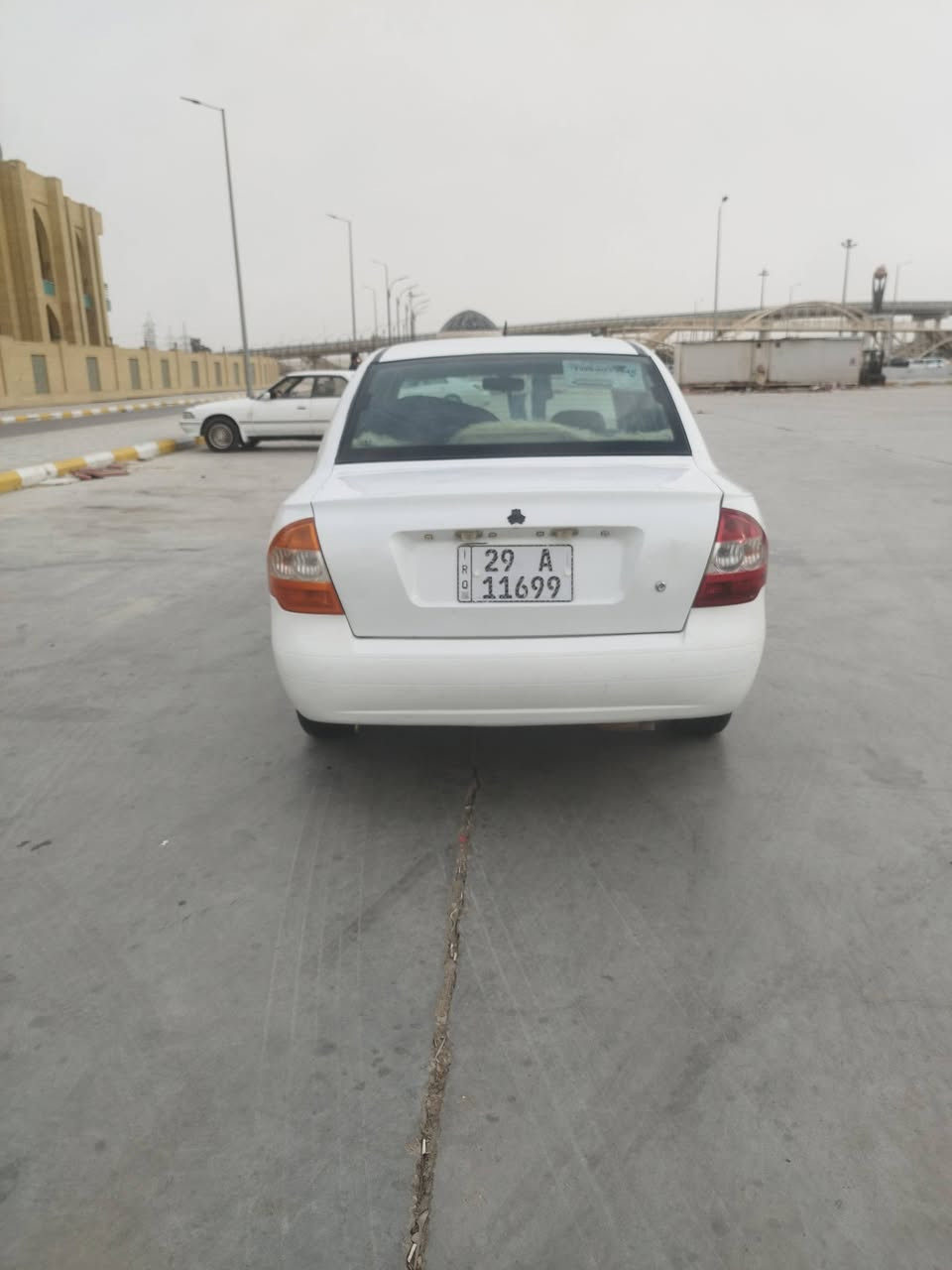 السلام عليكم تايبا للبيع موديل 2013 السياره مكفوله حداديه تخم تاير گير مكينه خير من الله بسمي رقم واسط السعر 43 وبيه مجال المكان واسط الكوت الاستفسار على الرقم ***********
