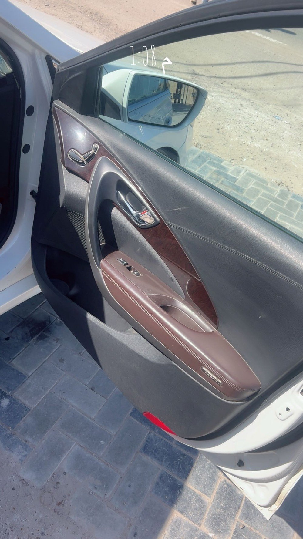 سلام عليكم شباب رمضان كريم ازيرا موديل 13 ماشيه 143 حقيقي السياره فول موصفات عدا الفتحه والبصمه مكفوله من الصبغ فقط بارد بالبابتين الي عكس السايق وصبغ الدعاميه الاماميه بسبب الاشخوط كامله وجاهزه من كلشي تخم تاير جديد ماكو نقص بيها  رقم اربيل السنويه ل 28 بسم صاحبي فقط تحويل مااسوي وكاله السياره كلش نظيفه كلش وجاهزه تشغل وتطلع 6 سلندر 3000 دوش وعليها ادامه كامله حتى دهن جديد  للبيع فقط بدون مراوس بيع فقط سعرها 123 وبيها مجال حك جيتك مكانها الغزاليه ***********