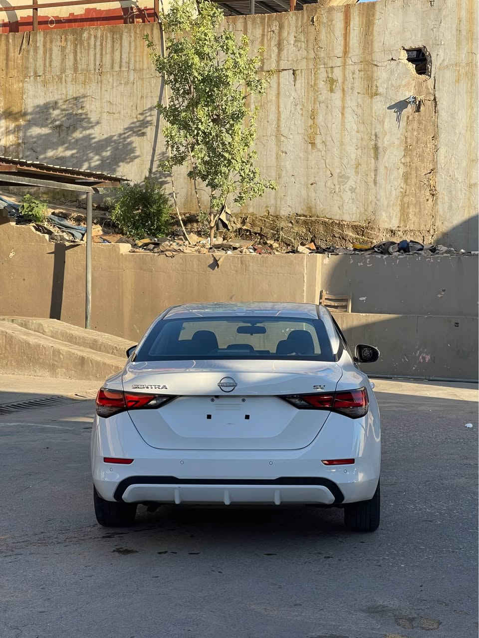 NISSAN SENTRA 2024 SV
بجم و خلفي كبس
باب و جملغ صبغ 
بدون دواخل 
ايرباك فقط واحد دكمه
سيارة جاهز بدون مصرف 
موصفات SV
سعر 138$ 
*********** أربيل, العراق
