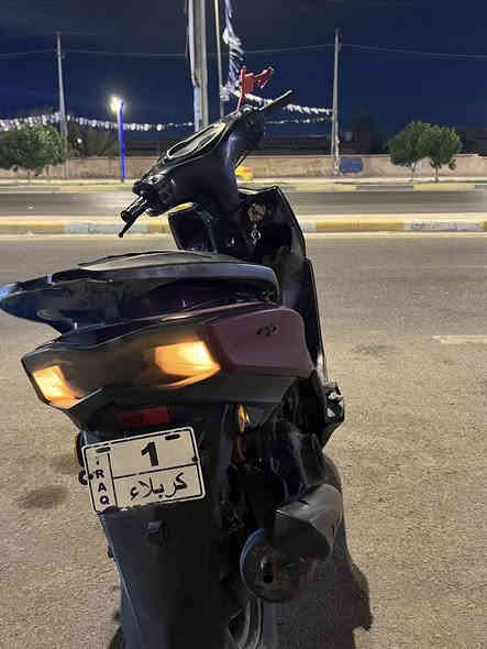 سكنس للبيع بيه مكينه ياباني 
الدراجه كلشي ما عايزه 
السعر 325
***********
