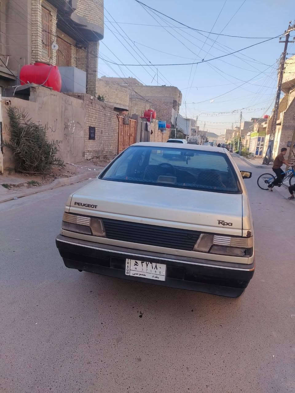 لبيع بيجو روا موديل 2009  سياره مكفوله من الصبغ والضربه بس بيها جراد كير ومكينه جدد  مكانه سياره بغداد سعر26 او بيه مجال اني مكلف بلنشر الاستفسار‭***********
