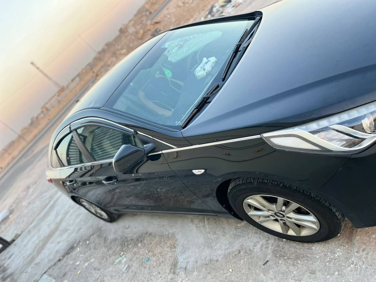 سوناتا 2017 كفاله عامه من كلشي ضربه صبغ من كلشي محرك 2000 دوش سياره بيها مواصفات هواي سياره ما متعوبه رقم بصره بأسمي سياره جاهزه من كلشي ما ناقصها اي شي سعر 145 وبيها مجال مكاني بصره حي بغداد ***********
