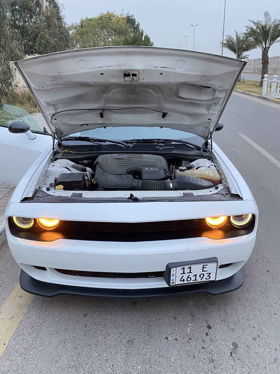 سلام عليكم 
جالنجر 2023 last call 
فئة sxt 
السعر 215 وبيه مجال 
رقم الهاتف *********** موجود واتساب 
السياره اني مستورده على ايديه من امريكا 
اجتي ماشيه 3000 الاف وهسه ماشيه 60000
السياره كلوب واحد مامشتغل بيه وجديده كلش 
مكينه كير صدر امامي خلفي تبريد كله كفاله وتجي وتشوف بعيونك 
حادثه جاملغ وبنيد  مبدلات وصور الحادث موجوده بالمنشور تصليحه على ايديه بدون ايرباك سياره 
الاضافات 
شاشه جبيره اصليه تفصيخ 
اناره led متغير الالوان 
دوسات 
عدسات زرع زنون اصليه يعني اناره نهار 
تخم ويل نجمه + تخم تايرجديد 
السياره استعمال شخصي لاداخله استعراض ولاداخله ساحه
