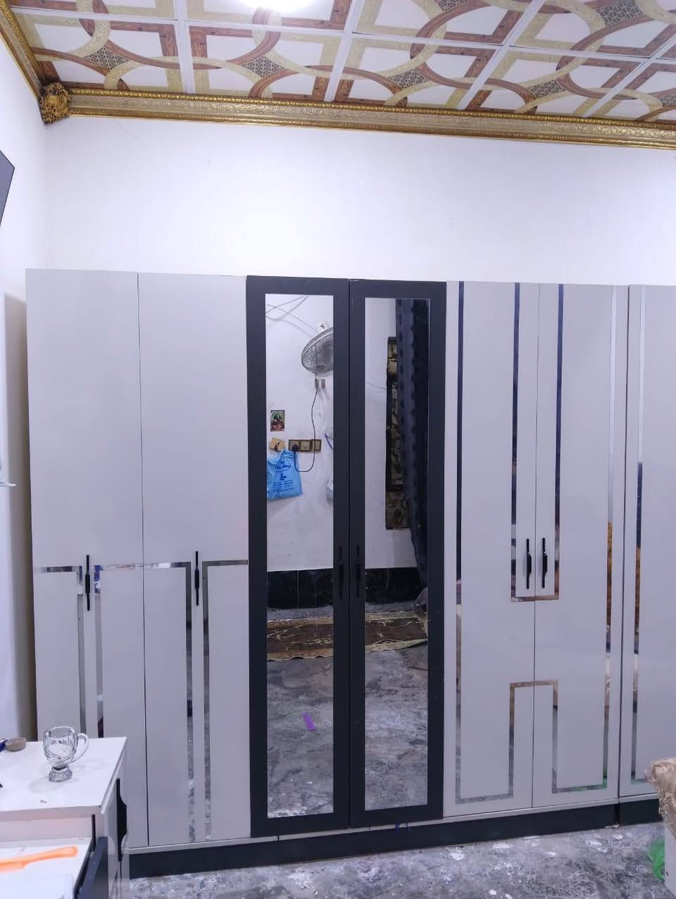 غرفه اخشاب للبيع السعر 600 جديده مستعملا ٧ اشهر الله شاهد نضافه ٩٠ %
***********
