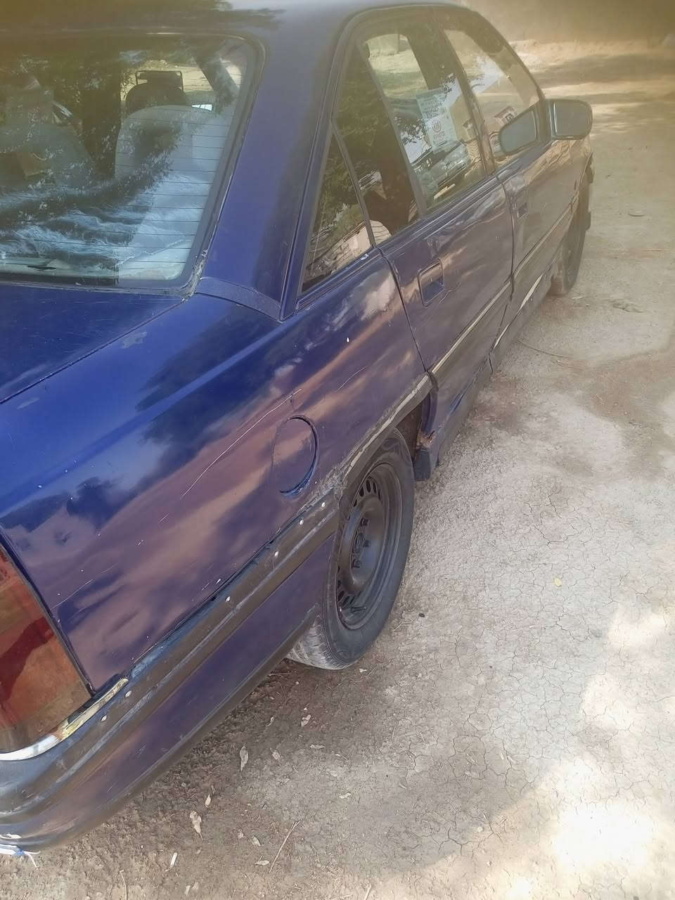 سياره البيع اوميكه مكينة وكير جدد تخم تايرات جدد حداديه زينه خياس ما بيه مكان الديوانية قضاء غماس السعر 20 وبيه مجال باقي التفاصيل عل رقم ***********
