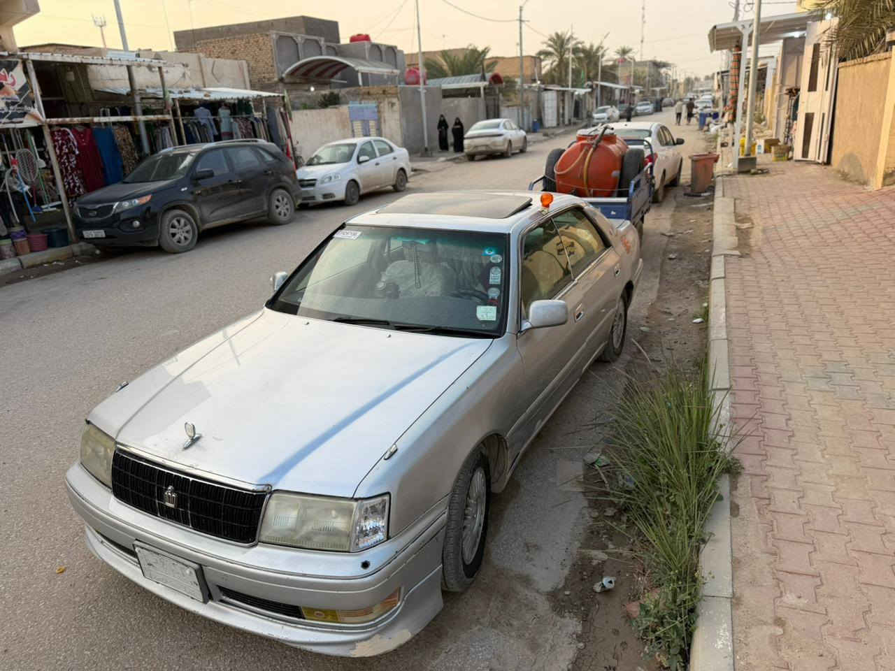 سلام عليكم راس ثور فلات موديل 96 كرستال سياره فتحه بلاديه دواخل الفين رقم انبار بسمي مشروع وين ميعجبك تحول سياره كفاله ماعد حوض مبدل فقط
مكان السبير والباقي كفاله عامه
78 وبيه مجال *********** تصال وخادم 
1.تخم تاير جديد قبل 7تيام شاده
2.كير ومكينه حاويه 3000 فيشتين
3. سستم سماعت ملكه وشاشه تاب
