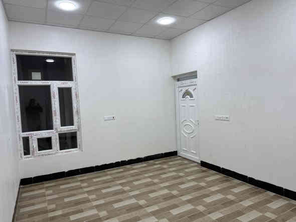 بسم الله
السلام عليكم 
بيوت زراعي عدد ٢
 صفر  محد ساكن بيهم ابد 
ركن 
مساحة كل بيت ١٠٠ متر
الابعاد ١٠ * ١٠  يعني مربع 
محتويات البيت
استقبال  
غرفة نوم 
هول مفتوح على المطبخ
صحيات داخلية 
تواليت خارجي
البيت فول سيراميك
سقف ثانوي
الموقع نهاية حي العسكري
زراعي الرجيبات
يبعد ٥٠ متر عن الشارع 
موقع مميز 
بس ينفتح الساتر يصير قريب من سايدين كوباني و الحولي
البيوت للبيع 
سعر الواحد ٤٤ مليون و بيه مجال بسيط
للتواصل ع الخاص 
او على الرقم
 ***********
