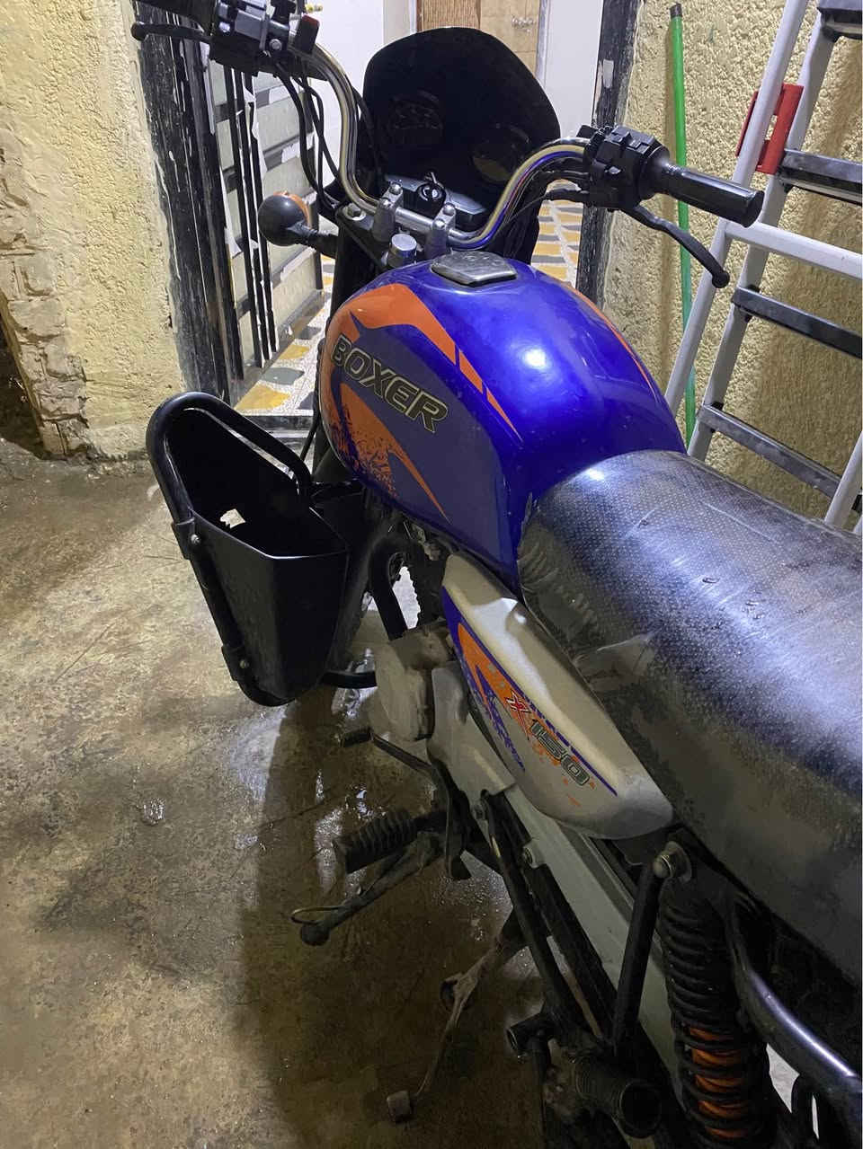 بوكسر جبلي مديل 22شكل 23للبيع 
مرقمة بغداد رقم وسنويه
شرط تحويل 
دراجه مكفوله مكينه مامفتوحه 
سعر مليونين وبيه مجال 
العنوان بغداد الدورة 
*********** Colombo, Sri Lanka
