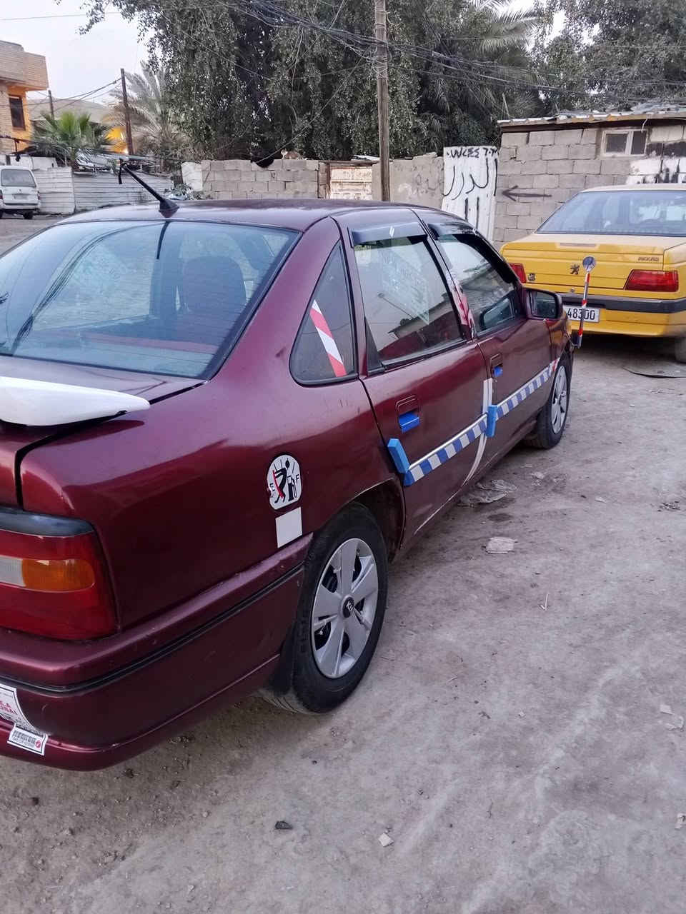 سلام عليكم اوبل فكترة موديل 1992 للبيع او مراوس محرك 1600 بي خيط بخار كير عادي سيارة نظيفه وجاهزة مصبوغه عام جمالية رقم انكليزي باسمي هزة جديدة سنوية ل 2027 تحويل مباشر مكاني بغداد السعر 28 وبيه مجال***********
ملاحظه اني مكلف بلنشر
