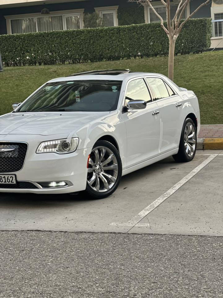 سلام عليكم اوباما موديل 2020 C سياره مكفول كفاله عامه شركه هارلم كلين تايتل  مواصفات سياره C
رقم هاتف ☎️ ***********
شاشه كبيره
كامره خلفي دواره 
شاشه كاربلاي
كشنات امامي كهرباي  
كشنات خزن ميموري مع استيرن
كشنات تتفيه تبريد + استيرن تتفيه 
كشنات خلفي تتفيه
سياره ماشي46mil
مرايه قلاب مع بك 
فتحتين بل سكف بانوراما 
يدات + ويل نيكل
لايتات زينون بلاد
ويل 20 نيكل بلادي
محرك 3600
 بعد مواصفات  السياره c يعني فول فول رقم سنويه كله جديد بسمي سياره كلين تايتل اربع تايرات جديد 🆕 احله من صور مكان سليمانيه استفسار رقم هاتف 
***********
