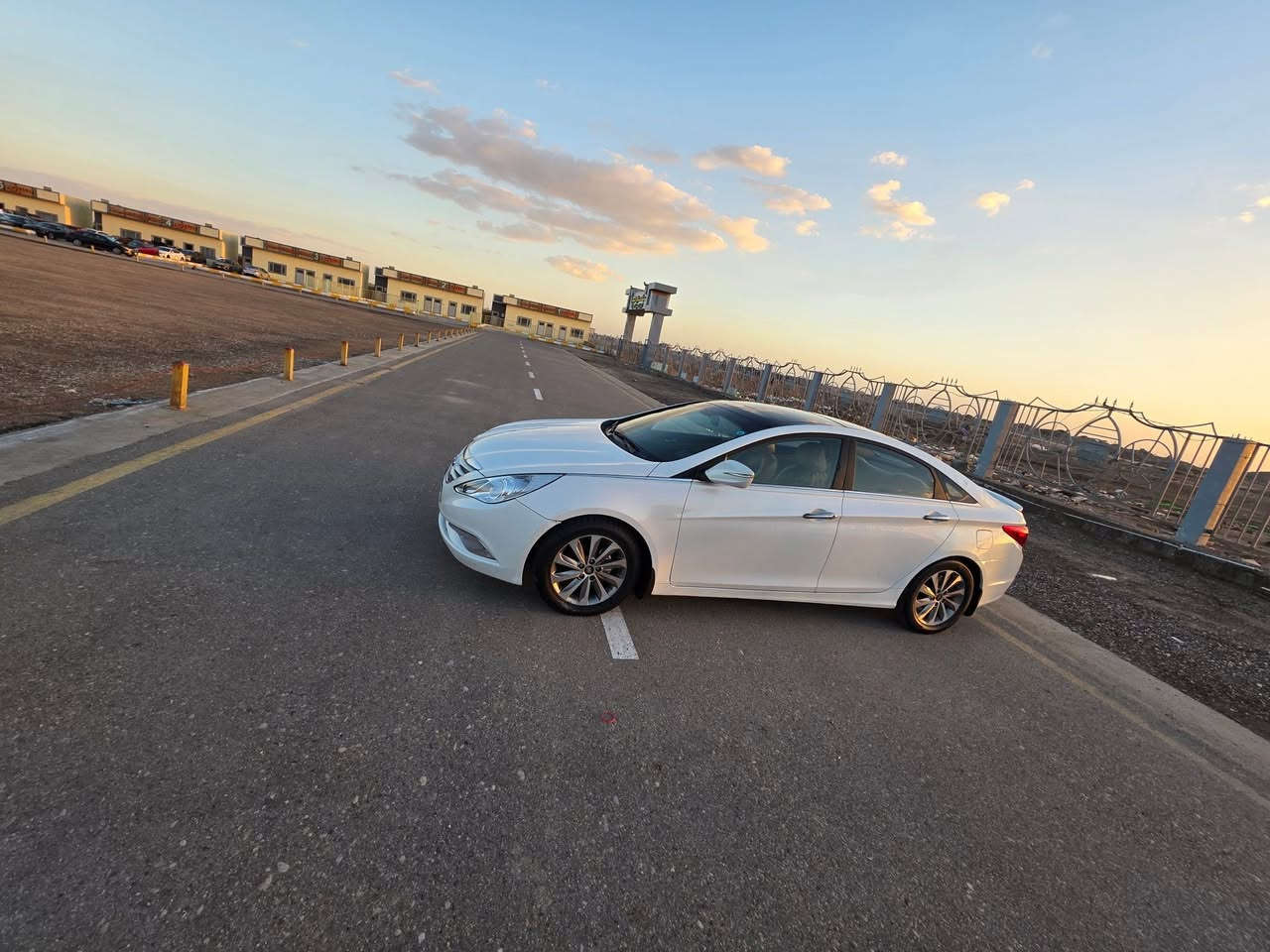 سوناتا مديل ١٣ خليجي رقم جديد سنويه جديده كفاله عامه محرك ٢٤٠٠ دوش سياره فول مواصفات عده البصمه مكفوله من الضربه وتبدل وصبغ سعر ١١٧ عنوان بصرة هاتف 📱 ***********
