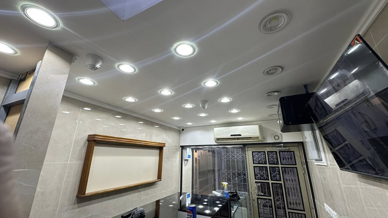 يب كامرات نوع ip بدقه 4mp من شركة دهوا العالمية 

:مع تجميع المنظومة براك قياس 6U 

:وكامره خاصه بقسم المحاسبه 

:موقع خاص بمجهورات في شارع النهر 

:الاستفسار مراسله الصفحة او الاتصال ع الرقم التالي 

📲 ***********
