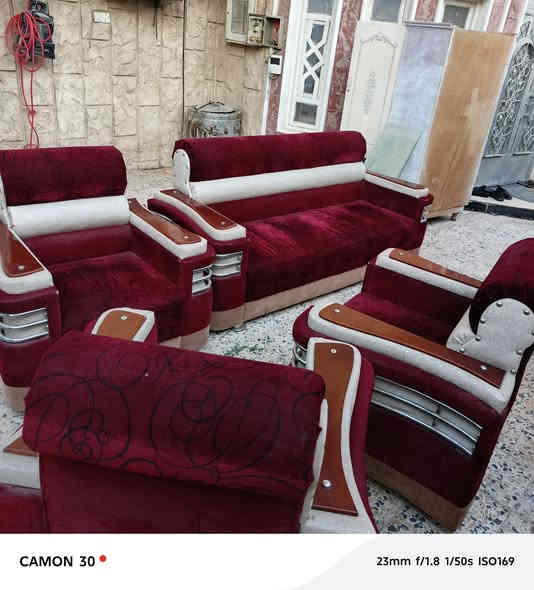 قنفات للبيع جديد مستعمل قليل مشتري الطخم بمليون ونص ٣ كرسي ابو النفر وحده ام ٣ نفرات السعر ٣٢٥
البصره شط العرب  ***********
