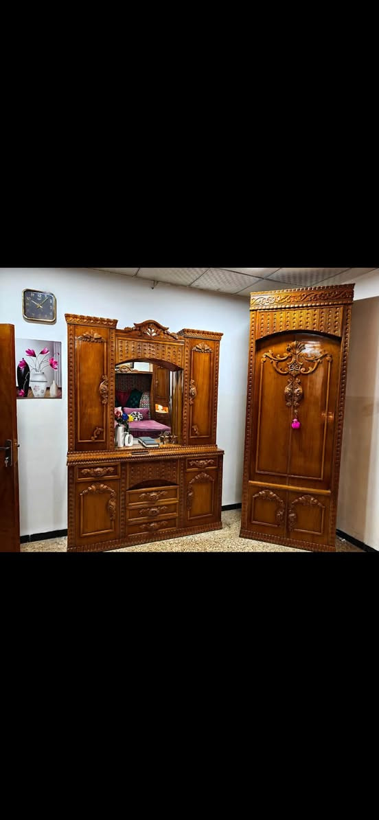 سلام عليكم غرفه نوم  تحفه للبيع موقع ايمن الهرمات غرفه قليل مسدخدمها خشاب عراقي اخو جديد سعر 850
رقم هاتف***********
