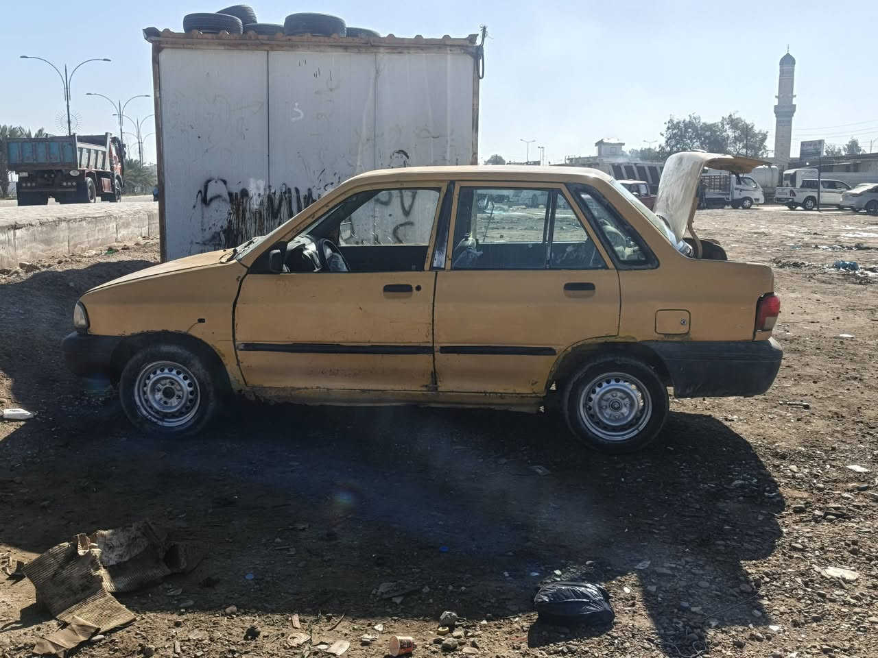 سايبه لبيع رقم حمر بصره سياره نضيفه سعر مليون 100بيه مجال *********** وشراي يتصل
